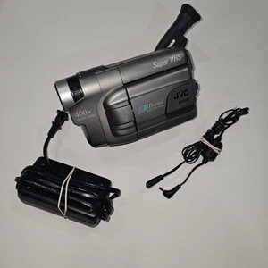 JVC GR-SXM720U Super VHS-C Camcorder 400x Digit Zoom W/Charger & Battery *READ* - Picture 1 of 6