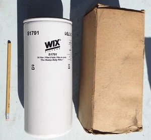 NIB Wix 51791 Oil Filter 2000s-2023 Volvo Mack 1990s GMC C7000 Kenworth - Picture 1 of 6