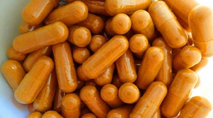 Turmeric 500mg Capsules Curcumin Grade A Premium Quality - Picture 1 of 1