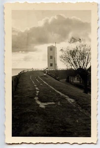 Paysage chemin bord de mer  - photo ancienne an. 1950 - Picture 1 of 1