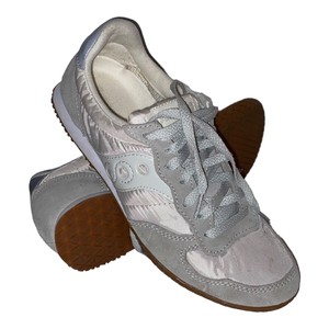 marca saucony precio