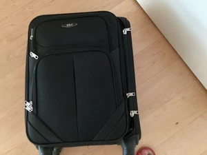 Cabin Suicase 4 Wheels, Easy access zip, approved by airlines - Picture 1 of 9