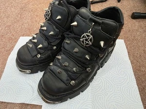 Nuevas Botas Pesadas Rock M.110-S1 Reactor Cuero Negro Reino Unido 9.5/10, EU44 - Imagen 1 de 12