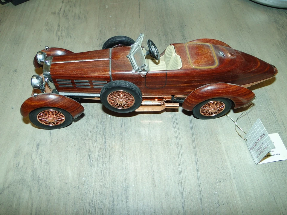 FRANKLIN MINT 1924 HISPANO SUIZA TULIPWOOD  1/24TH NO BOX - Image 1 of 4