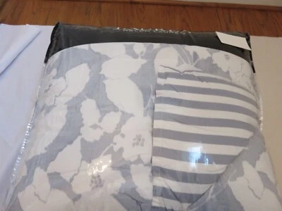 Ralph Lauren Willa 3P Queen Comforter Shams set $335 - Image 1 of 4