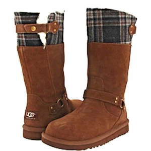 NUEVO EN CAJA NUEVO CON ETIQUETAS Nuevas Botas UGG Australia 'Maura' Marrón Chocolate Talla 13  - Imagen 1 de 2