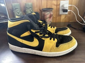 Jordan 1 Retro Mid Reserve New Love Size 11.5 - Picture 1 of 10