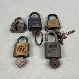 Vintage Padlock Lock Lot Acne Yale AFD Master Slaymaker With Keys Gold - Picture 1 of 9