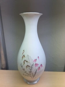 Vintage Royal Duchess Mountain Bell rosa Blumen Fine China Vase Bavaria 10" - Bild 1 von 10