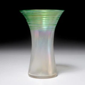 Steuben grüne Gewinde Glas de Sole Sanduhr schillernde Vase 6 Zoll unsigniert Vintage - Bild 1 von 5