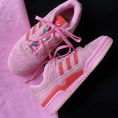 adidas Originals Forum Low Classic x The Grinch Pink Red ID8895 Womens Size 6-10 - Image 1 of 4
