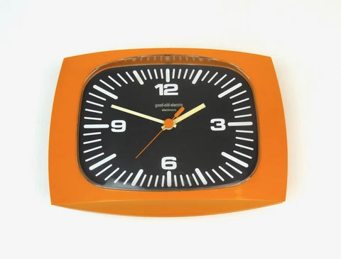 VERY RARE MID CENTURY SPACE AGE 70S ORANGE VINTAGE WALL CLOCK BY G.O.ELECTRIC Cover