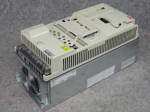 ABB ACS800 ACS800-104-0040-3+Q950 72A - Bild 1 von 9