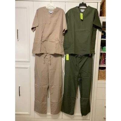 Natural Workwear Unisex Scrub Set 4 Pc Beige & Green Size Large - Image 1 of 4