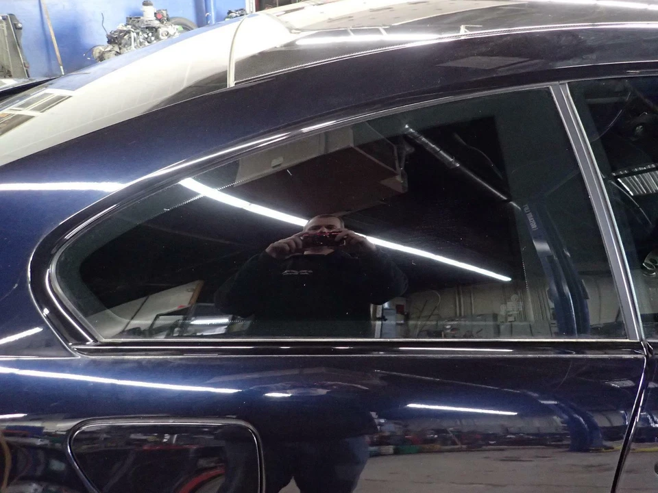 07 08 09 10 BMW M6 cupé cuarto derecho ventana cristal Foto 1 de 1