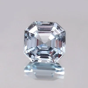 3,40 ct natürlicher makelloser himmelblauer Aquamarin loser Edelstein im Asscherschliff 8 x 8 mm - Bild 1 von 4