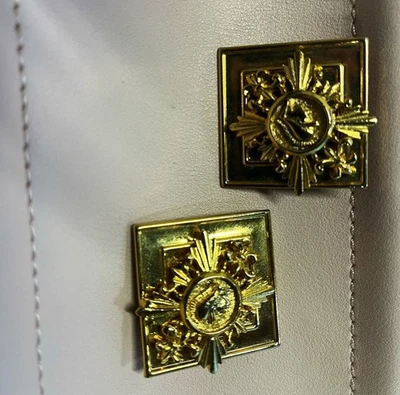 Pendientes Kirks Folly vintage hojas caídas tono dorado Foto 1 de 4