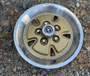 1971 1972 1973 Ford Mustang Hubcap Wheel Cover Hub Cap 14" OEM Radkappe Vintage - Bild 1 von 5