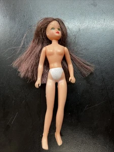 Vintage 1974 Miss Matchbox Lesney BRUNETTE Puppe E2 - Bild 1 von 6