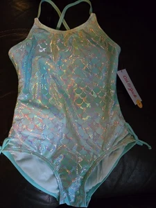 Nuevas escalas irredesentes verdes sirena para niñas 1 pieza. Traje de baño (Med 8) Cat & Jack - Imagen 1 de 8