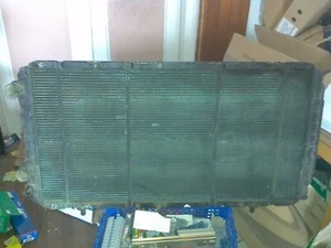 RADIATEUR moteur PEUGEOT BOXER 2,5 TD ou JUMPER ou DUCATO - Picture 1 of 1