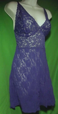 NEW HANKY PANKY 485701 NKSB SIGNATURE MADE IN USA RETRO LACE CHEMISE M - Image 1 of 2