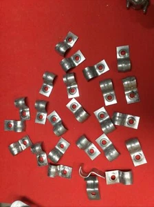 121 Jiffy Clip ein Loch Riemen (25 Stück) - Bild 1 von 1