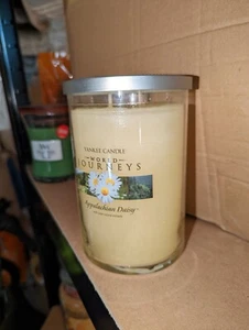 Yankee Candle World Journeys Appalachian Daisy Large Tumble 2 Wick. RARE - Picture 1 of 6