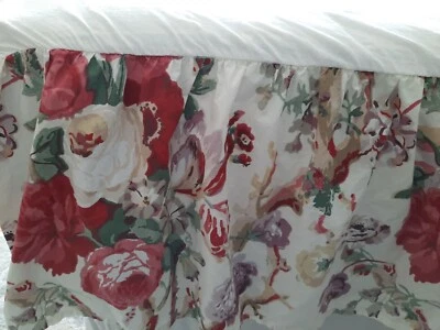 Chaps Ralph Lauren Sarah Cottage Rose King Dust Ruffle Bed Skirt Nice Condition - Image 1 of 4