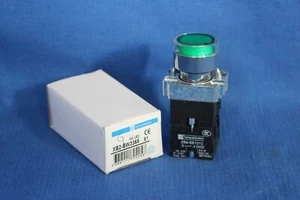 Telemecanique compatible XB2-BW3565, Green, momentary, LED - Picture 1 of 3
