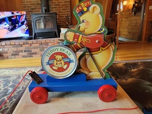 Fisher Price Teddy Bear Parade 2002 Ltd Edition Toy Town Toyfest BlueBox NIB 15A - Picture 1 of 7