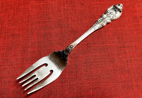 Ornate WALLACE Sterling SILVER Sir Christopher SERVING MEAT FORK Grapes Foliage Cover