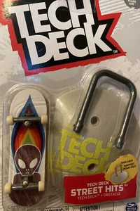 Tech Deck Street Hits Alien Werkstatt Fahrradschloss Skate Griffbrett Hindernis - Bild 1 von 3