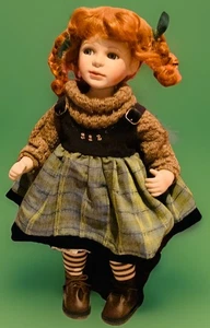 Zasan - Porcelain Collector Doll – 52cm - Redhead in Green Plaid Dress & Shoes - Picture 1 of 24
