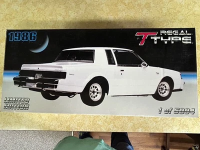 Buick Regal 1986 tipo T 2 puertas cupé blanco 1:18 edición limitada GMP. Foto 1 de 4