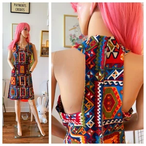 ✨ Vtg 60s Tribal Print Apron Pinafore Mini Dress M L Bright Geometric Pattern - Picture 1 of 9