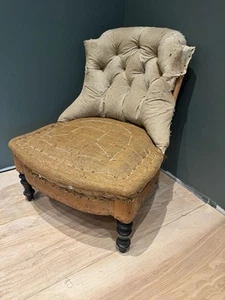 19th Century French Button Back Slipper Chair For Recovering - Picture 1 of 14