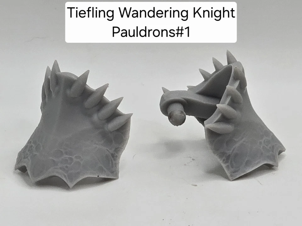 Figura Impresión 3D TIEFLING WANDERING KNIGHT PAULDRONS #1 Legiones Míticas Escala 1/12 Foto 1 de 1