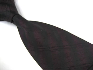 Corbata Ermenegildo Zegna Geométrica Diagonal Patrón Seda Cuello Granate Negra - Imagen 1 de 10