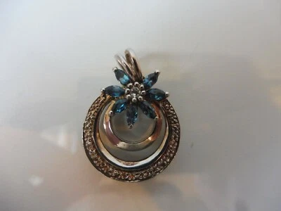 Bellissimo Ciondolo, Argento 925 Con Pietre Smerigliate, Fiore! - Immagine 1 di 4