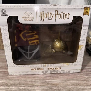 Harry Potter Vinyl Golden Snitch Figure & 3-Pack Socks - NIB M17 - Picture 1 of 2