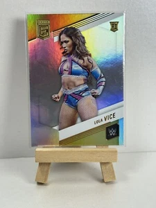 WWE 2023 Panini Donruss Elite Lola Vice RC Base #96 - Foto 1 di 2