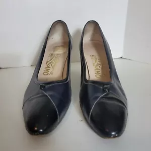 Vintage Salvatore Ferragamo Navy Leather Kitten Heel Pumps Womens Size 8.5/AAAAA - Picture 1 of 10