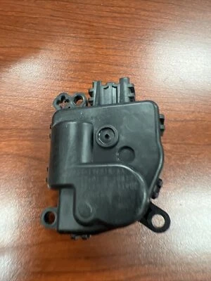 MOTOR ATUADOR DE PORTA MISTURA ABA VENTILADOR DE AR AQUECEDOR PARA FORD TAURUS SEL 2016 - Imagem 1 de 4