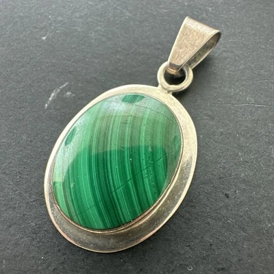 Sterling Silver Malachite Pendant Mexico ~ 11 Grams - Image 1 of 4