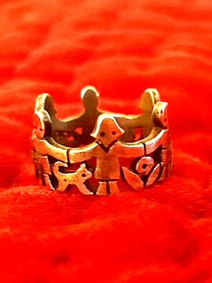 Retired James Avery 925 Sterling Silver Paper Doll Kids Open Work Ring SZ 6 - Image 1 of 3