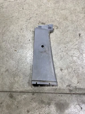 Стойка B со стороны водителя для Jeep Cherokee XJ 84-96 2 двери серая (R93) - Изображение 1 из 4