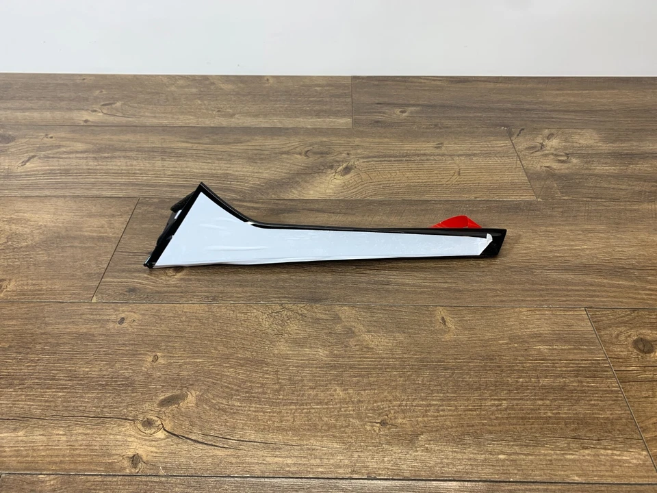 2016-2018 Audi Q3 SUV Tailgate Rear Spoiler Left Side Black OEM NEW *NOTE* - Imagem 1 de 4