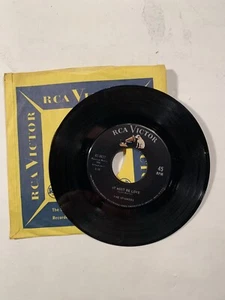 THE SPINNERS: It Must Be Love US RCA 47-8427 ’64 Folk Rock Group 45 VG++ - Picture 1 of 3