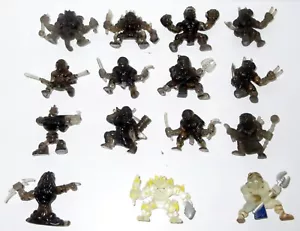 Moose Fistful of Power Lot Of 15 Plastic Figures / 1.5 - 1.75 Inches Tall - Bild 1 von 10